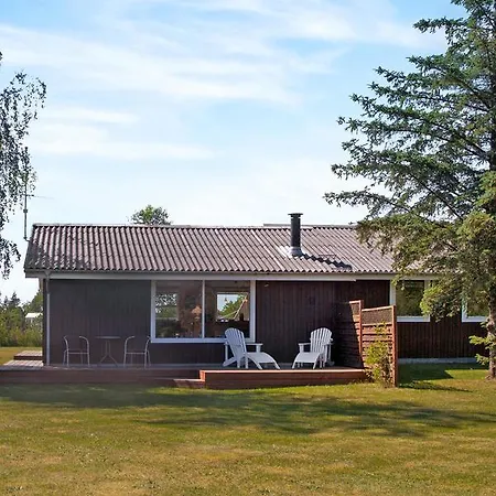 Holiday On A Large Plot In Mikkelstien 098819 Tatil Evi Sæby